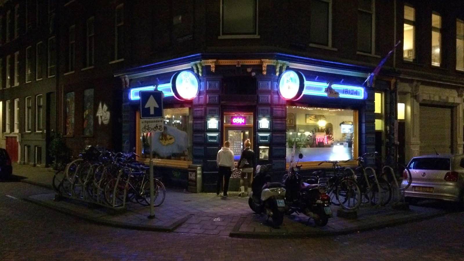 Coffeeshop IBIZA 3