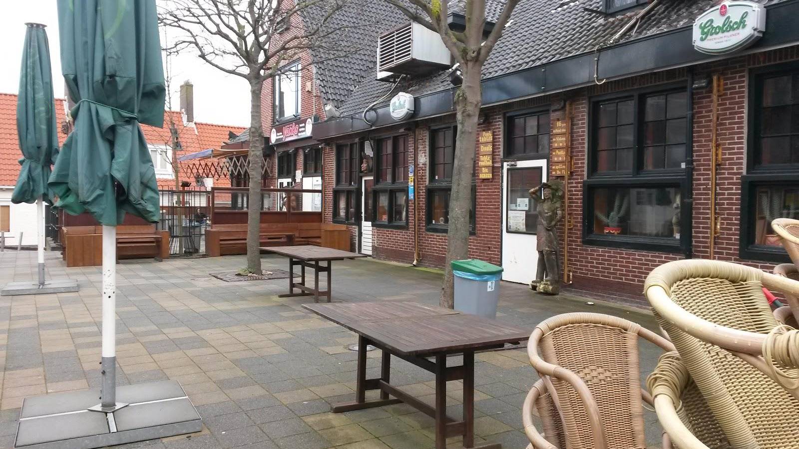 Yanks Coffee Shop 2