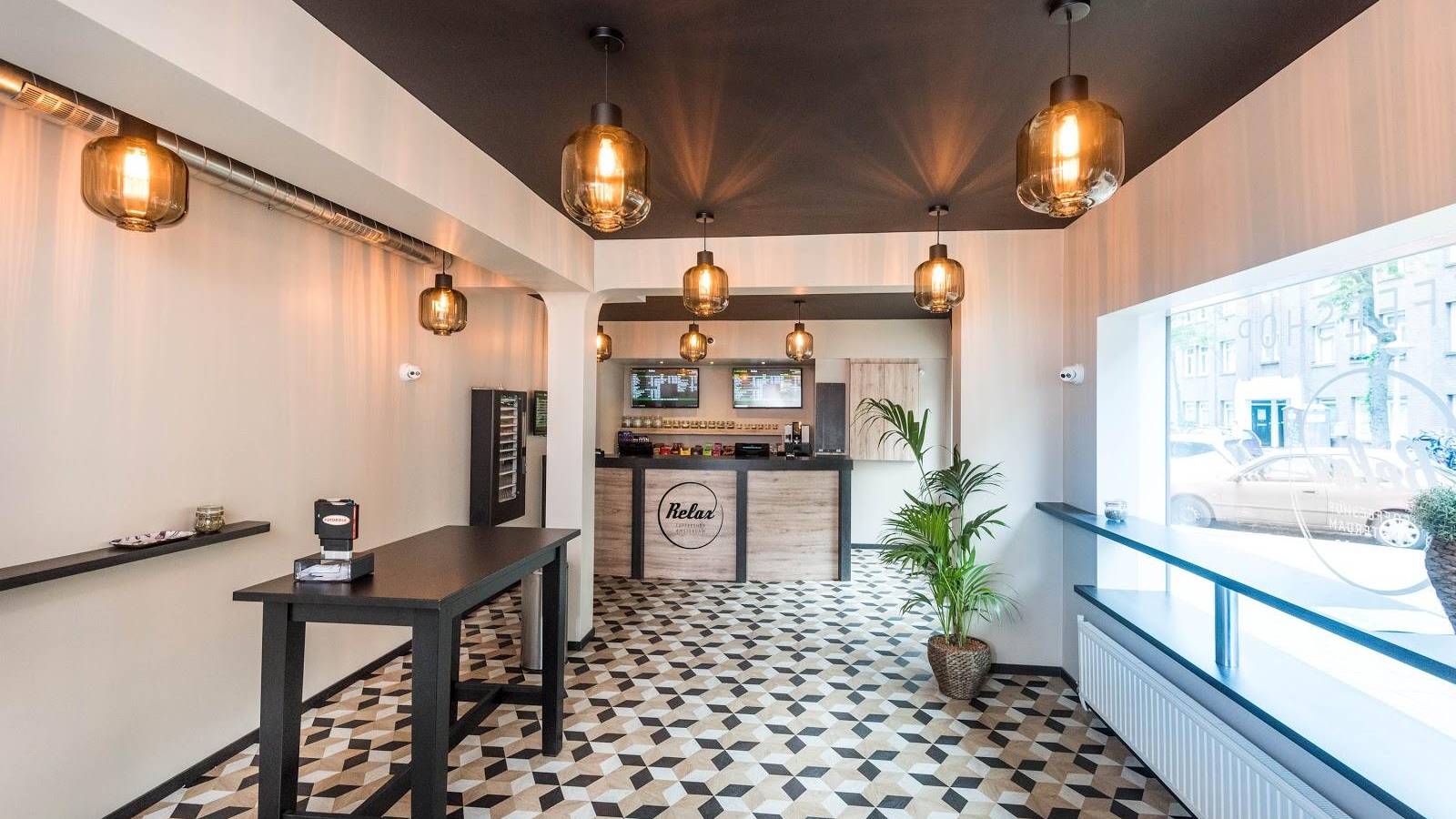 Coffeeshop Relax Zuid 3