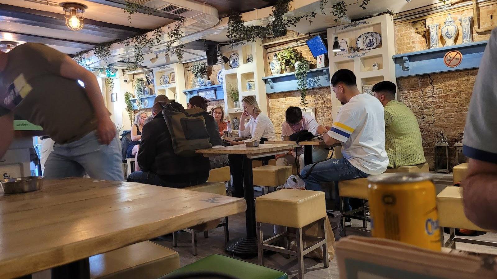 Coffeeshop Sativa Amsterdam 3