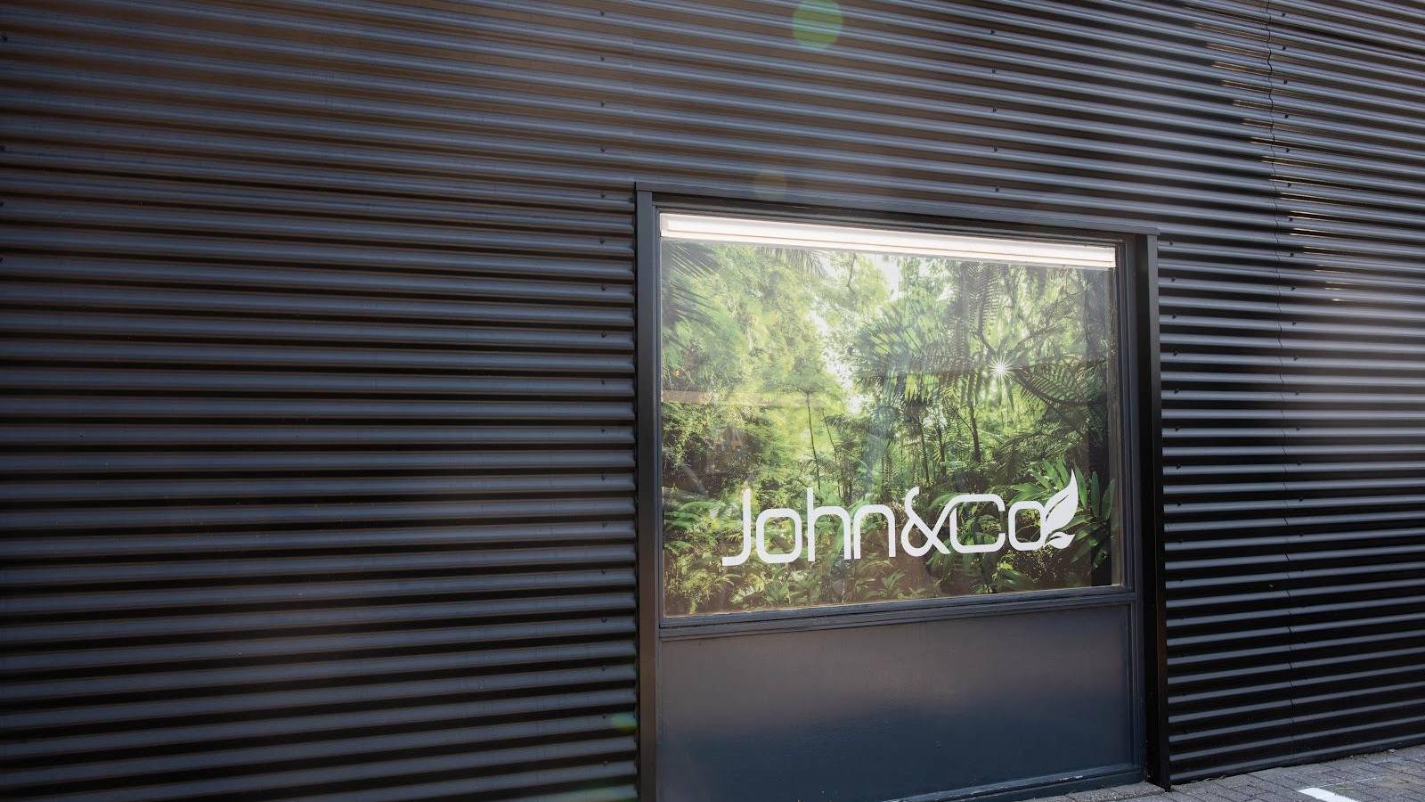 Coffeeshop John & Co. 2