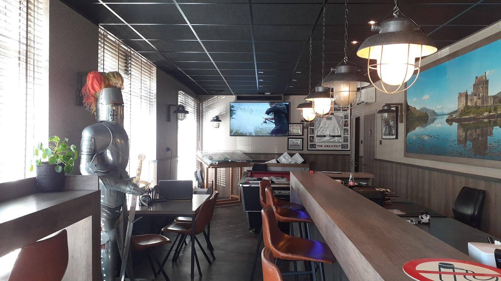 Coffeeshop Highlander 3