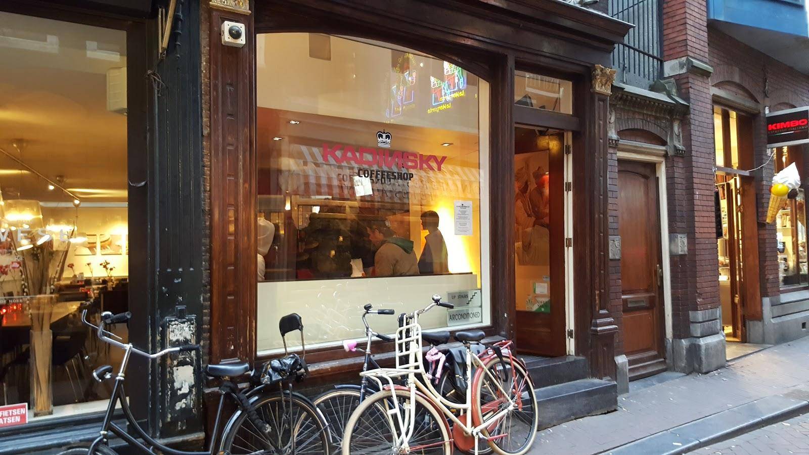 Kadinsky Coffeeshop 2