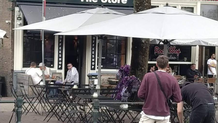 The Bulldog Rockshop Coffeeshop 2