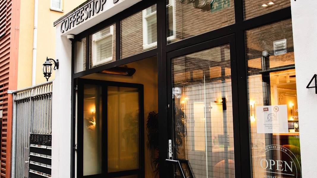 Coffeeshop de Rode Leeuw 2
