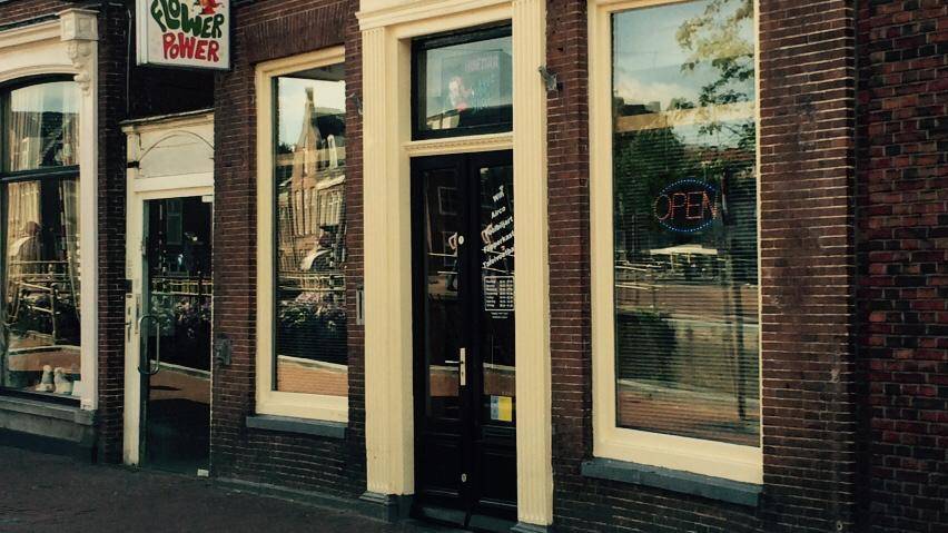 Flower Power Coffeeshop 4