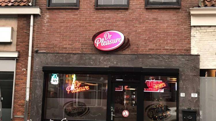 Coffeeshop Dr Pleasure 3