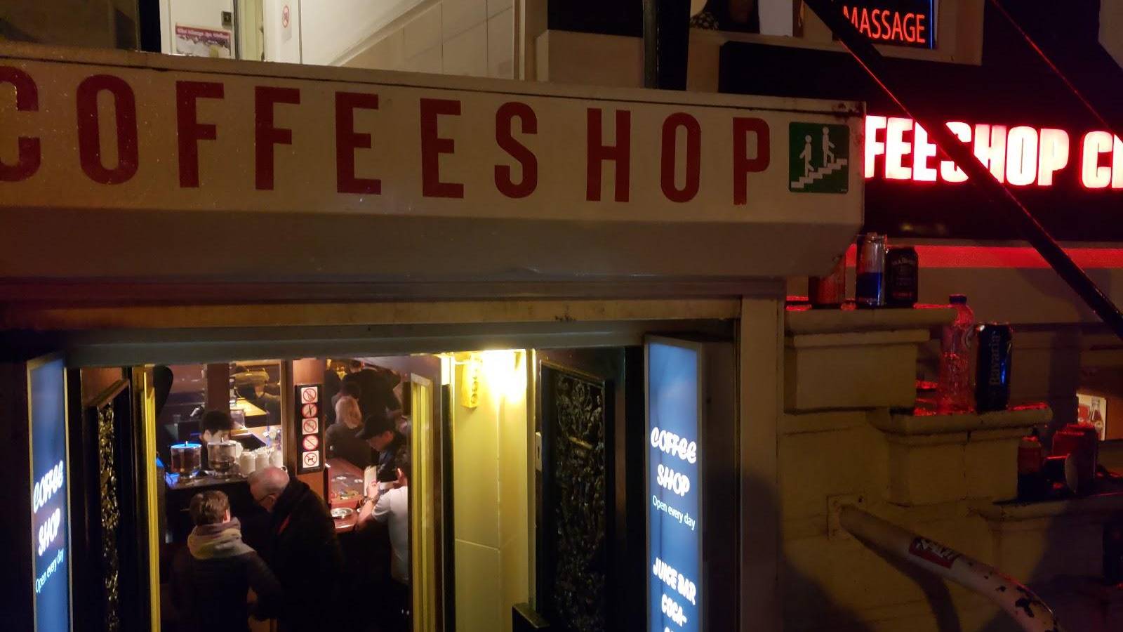 Coffeeshop City Hall 4