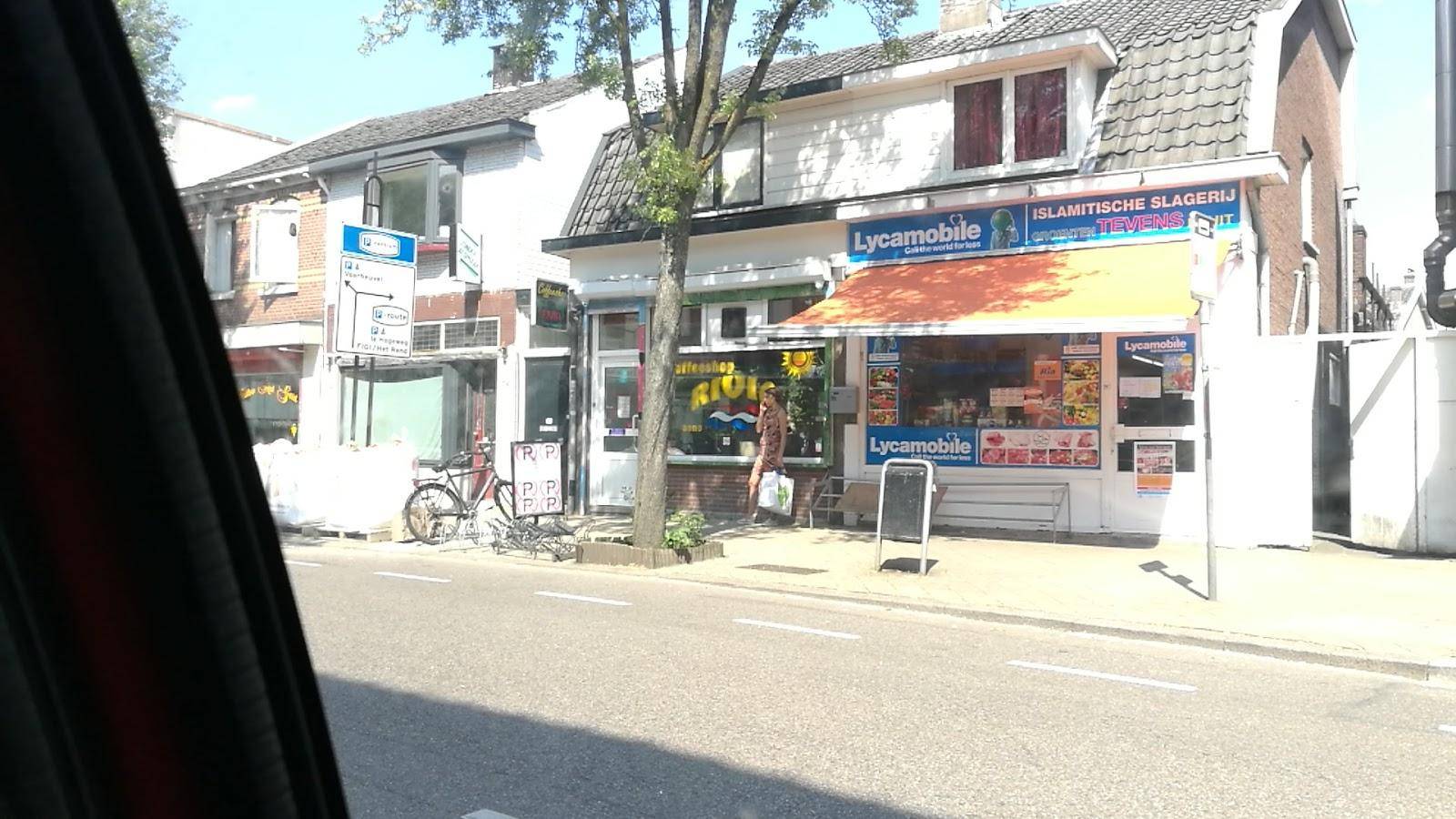 Coffeeshop Rivia 2