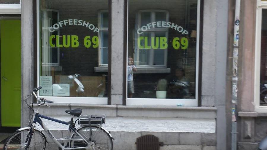 Coffeeshop Club 69 2